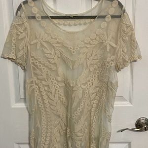 Cream Lace Embroidered Short Sleeve Top - Large